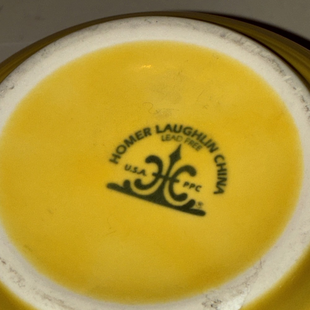 FiestaWare CHILI BOWL -‎ 4.5" x 3.5" BRIGHT YELLOW - Picture 8 of 9
